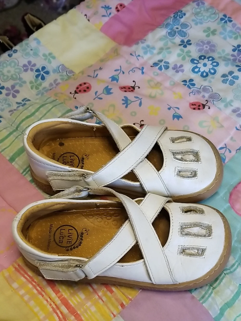 Livie & Luca White Leather Mary Jane Shoes with Criss Cross Straps Size 11 Luz